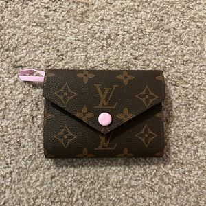 Designer duplicate || small leather good